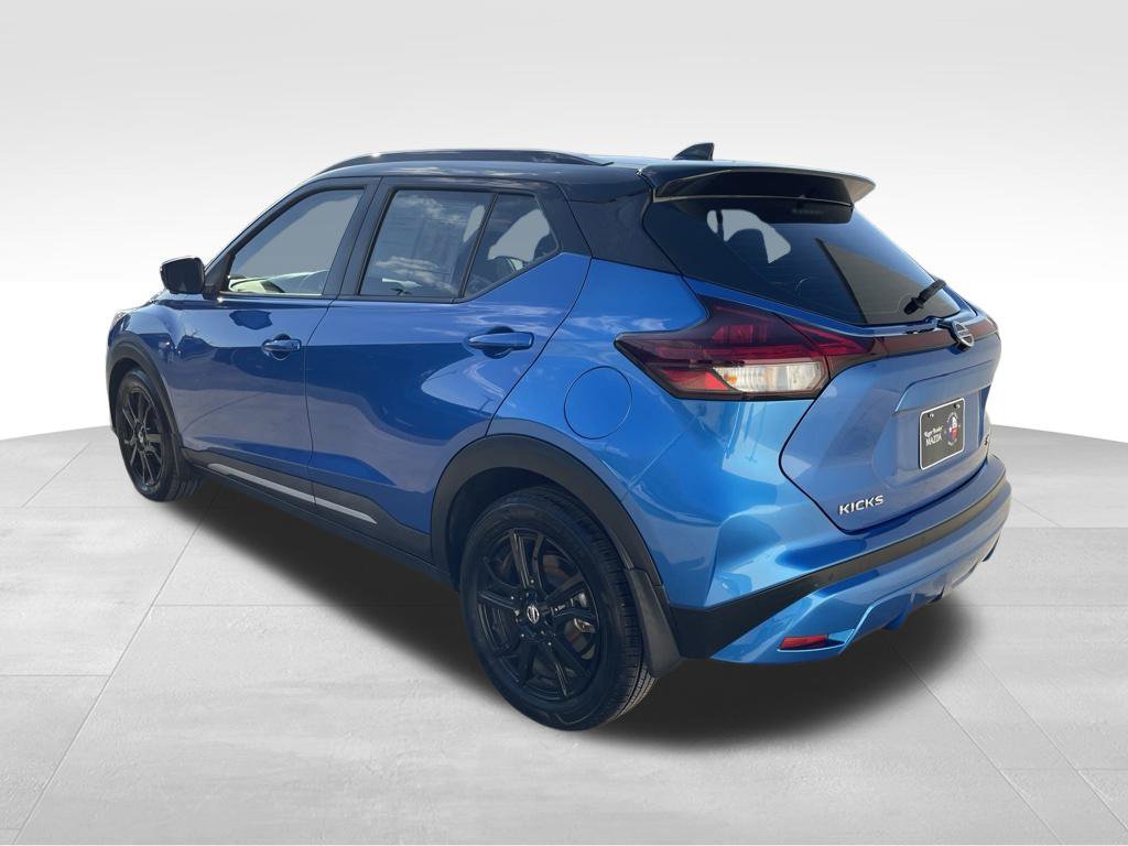 Used 2021 Nissan Kicks SR FWD image 7