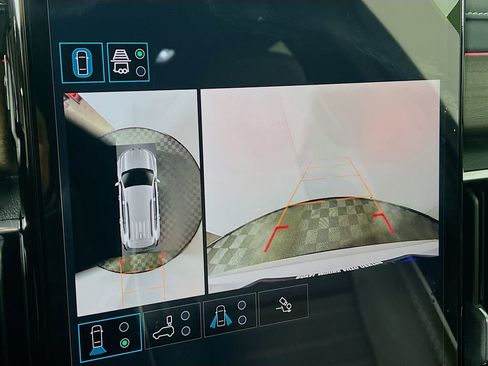 New 2026 GMC Acadia Denali Ultimate image 11