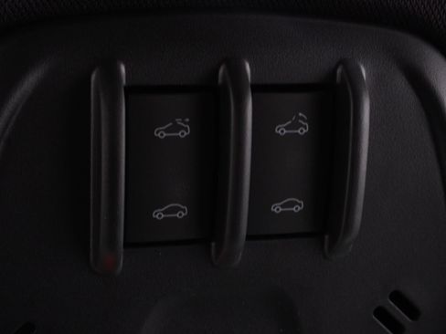 New 2026 Chevrolet Trax RS w/ Sunroof Package image 24