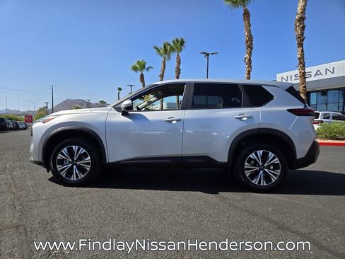 Used 2023 Nissan Rogue SV AWD/4WD image 3