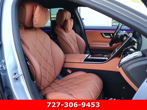 Certified 2024 Mercedes-Benz Maybach S 580 4MATIC image 23
