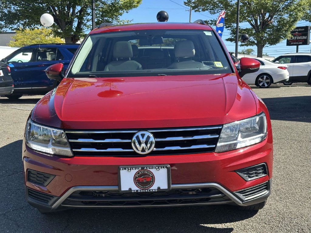 Used 2018 Volkswagen Tiguan SE w/ Panoramic Sunroof Package AWD/4WD image 8