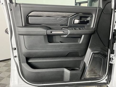 New 2026 RAM 3500 Limited image 25