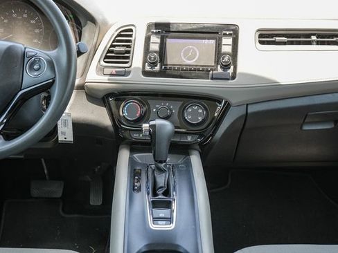 Used 2019 Honda HR-V LX image 15