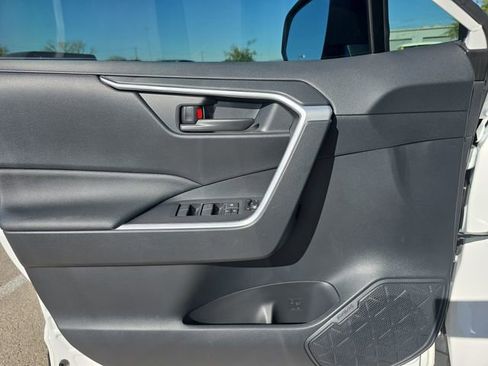 Certified 2025 Toyota RAV4 LE image 26