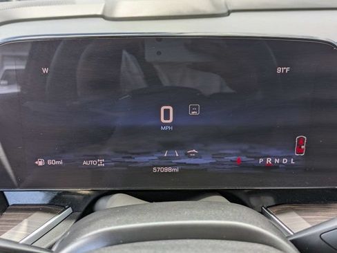 Used 2025 Chevrolet Tahoe LT AWD/4WD image 29