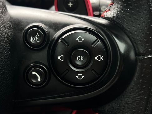 Used 2019 MINI Cooper S FWD image 31