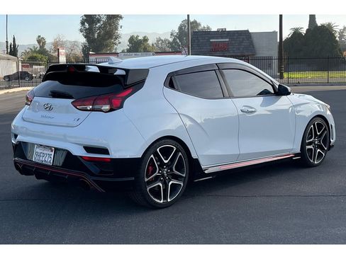 Used 2020 Hyundai Veloster N w/ Performance Package image 7