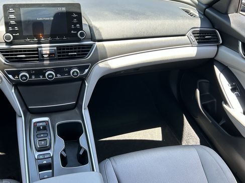 Used 2020 Honda Accord Hybrid image 14
