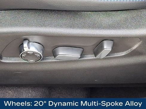 Used 2024 Cadillac XT4 Sport image 21