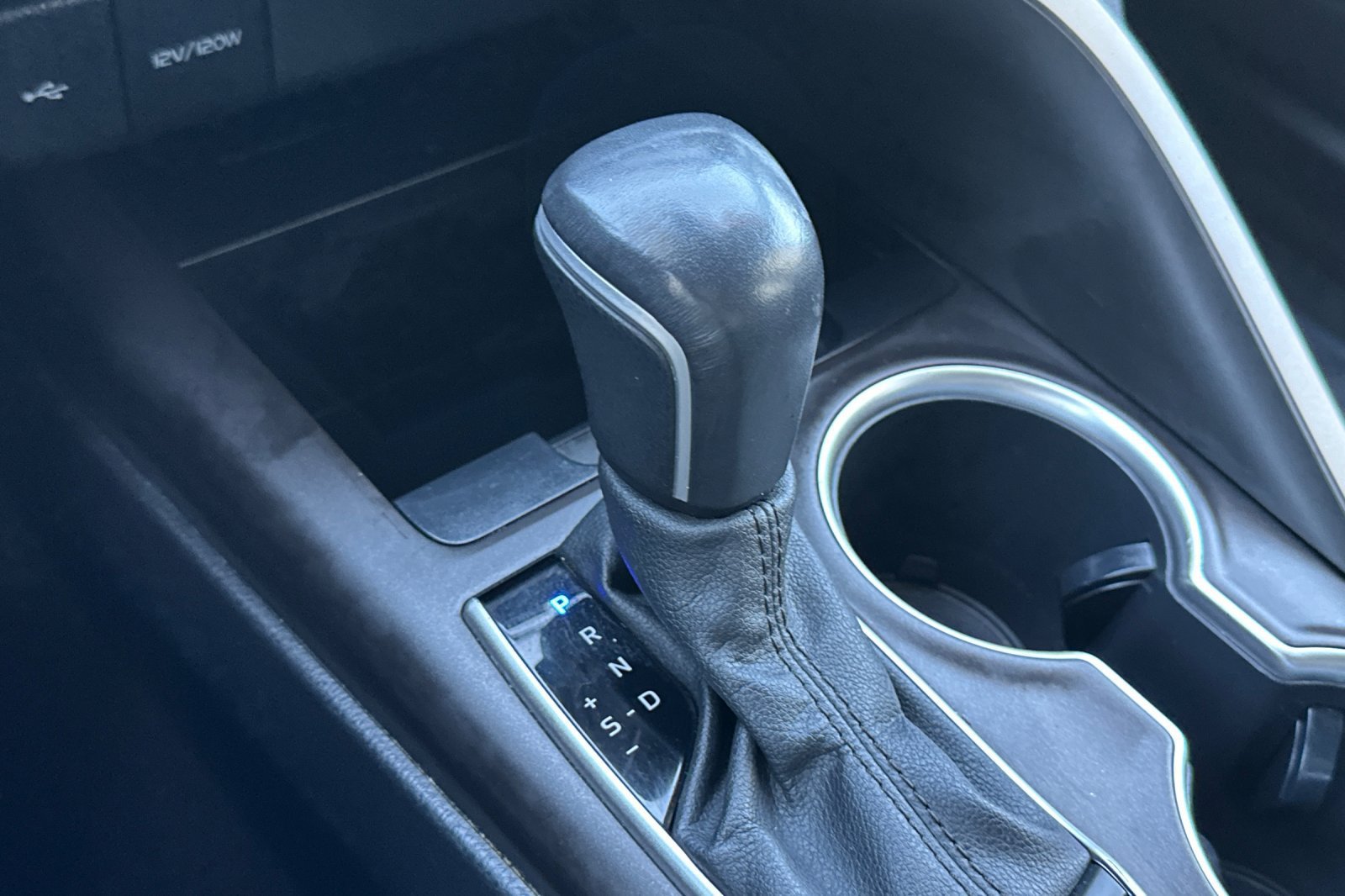 Certified 2021 Toyota Camry XLE FWD image 20