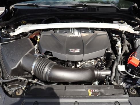 Used 2025 Cadillac CT5 V Blackwing w/ Carbon Fiber 1 Package RWD image 37