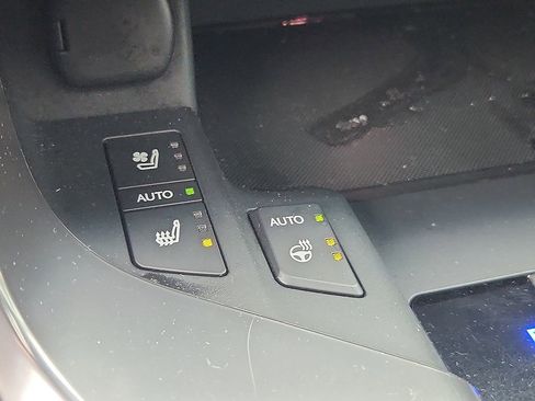 Used 2023 Lexus LX 600 F Sport image 26