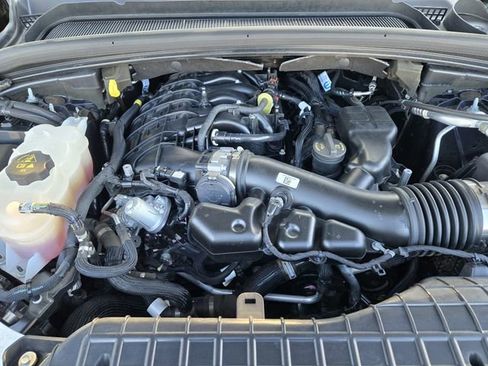 Certified 2023 Jeep Grand Cherokee L Limited image 33