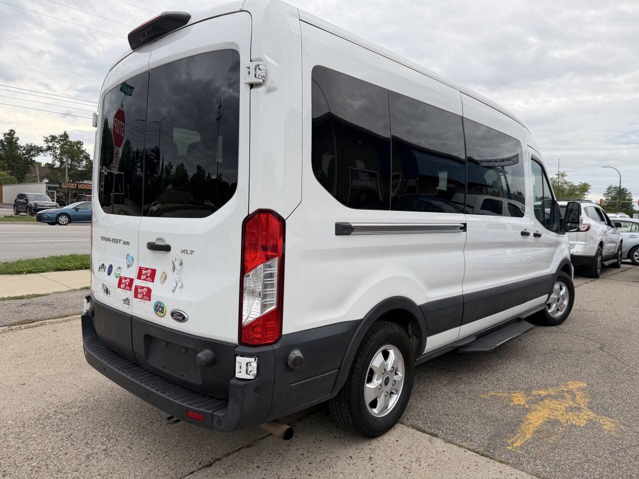 Used 2020 Ford Transit 350 XLT RWD image 19