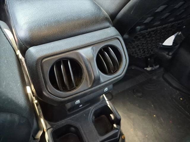 Used 2021 Jeep Wrangler Unlimited Rubicon AWD/4WD image 13