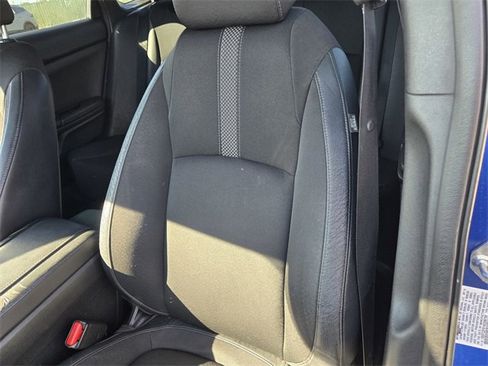 Used 2019 Honda Civic Sport image 17