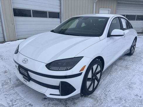 Used 2023 Hyundai Ioniq 6 SE image 11