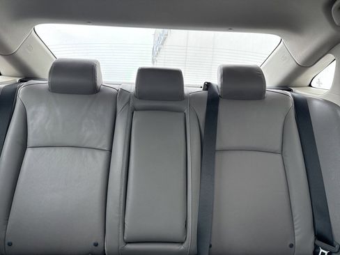 Used 2018 Honda Civic EX-L image 7