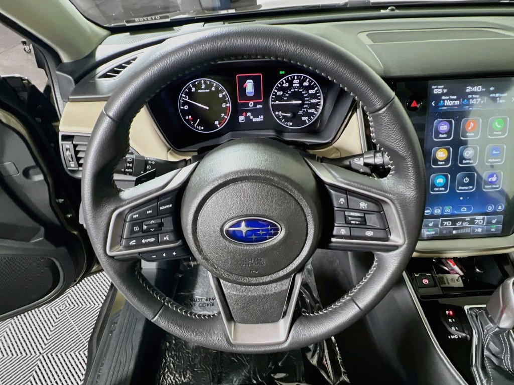 Certified 2025 Subaru Outback Premium AWD/4WD image 10