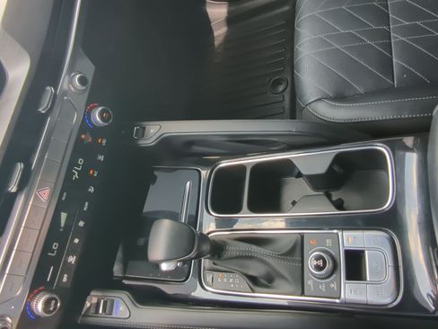 Certified 2023 Kia Telluride SX Prestige X-Pro AWD/4WD image 18