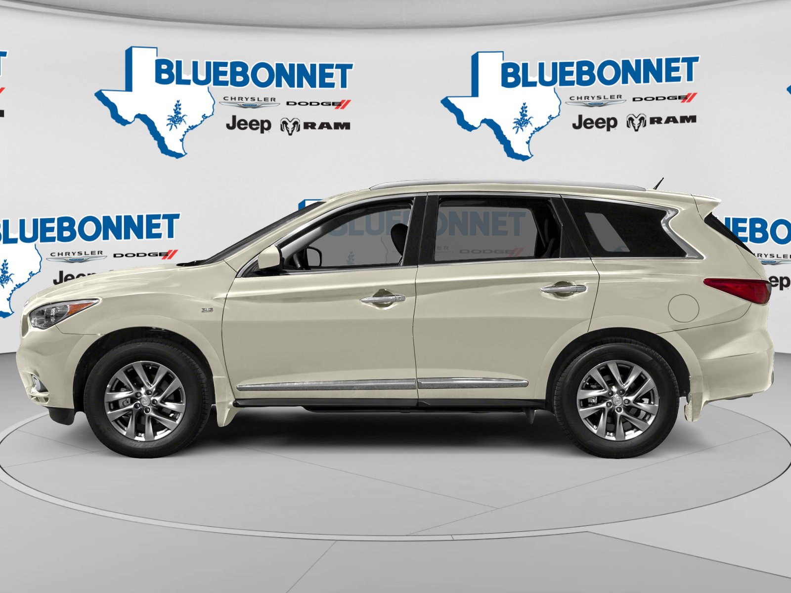 Used 2015 INFINITI QX60 FWD w/ Driver Assistance Package image 3