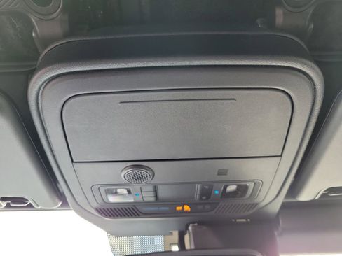 New 2026 Ford Bronco Outer Banks AWD/4WD image 32