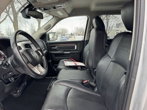 Used 2018 RAM 1500 Laramie image 10