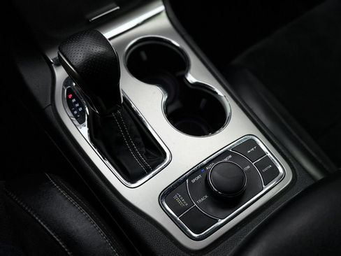 Used 2017 Jeep Grand Cherokee SRT w/ Trailer Tow Group IV image 30