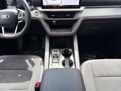 New 2026 Ford Explorer ST AWD/4WD image 18