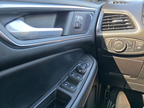 Certified 2023 Ford Edge ST AWD/4WD image 18