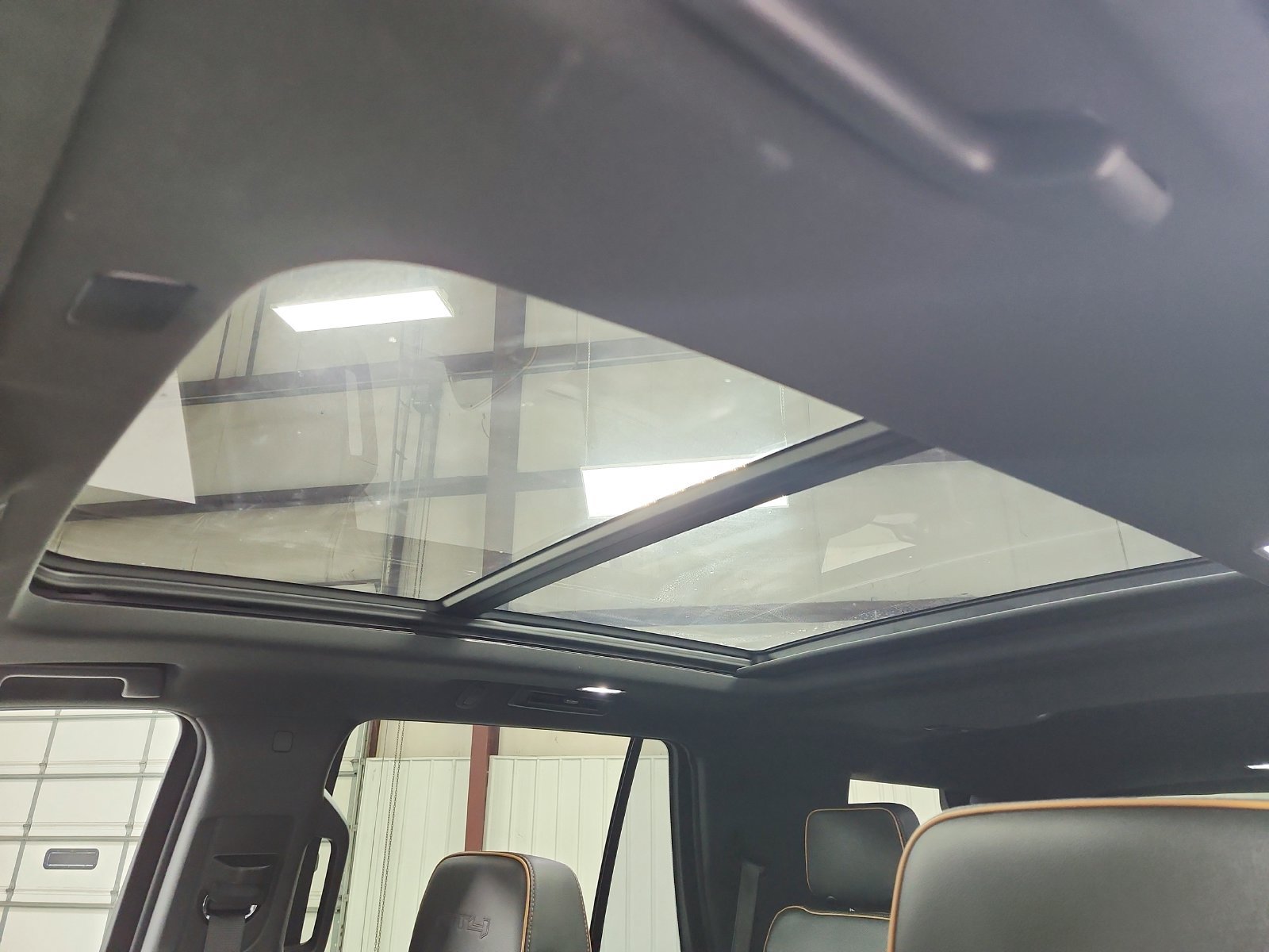 Used 2023 GMC Yukon AT4 AWD/4WD image 14