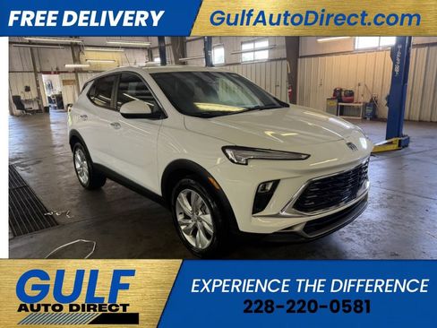 Used 2025 Buick Encore GX Preferred FWD image 1