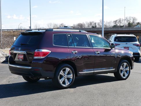 Used 2011 Toyota Highlander Limited w/ Tow Pkg image 7