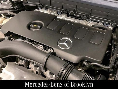 Certified 2022 Mercedes-Benz GLB 250 4MATIC image 33