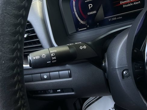 Used 2023 Nissan Rogue Platinum FWD image 34