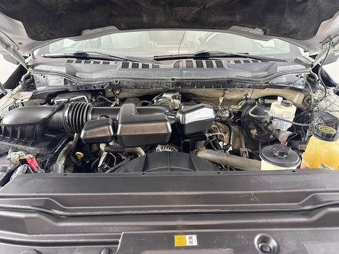 Used 2017 Ford F250 XLT w/ FX4 Off-Road Package AWD/4WD image 25
