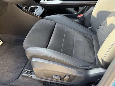 Used 2025 BMW X1 xDrive28i w/ M Sport Package image 16