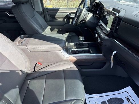 Used 2024 GMC Sierra 1500 SLT w/ SLT Convenience Package image 24