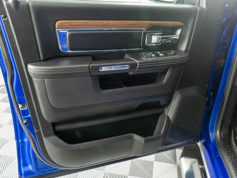 Used 2017 RAM 1500 Laramie w/ Convenience Group image 26