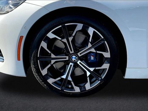 Used 2025 BMW M240i xDrive Coupe AWD/4WD image 34