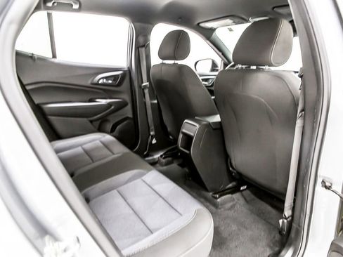 Used 2024 Chevrolet Trax RS w/ Driver Confidence Package FWD image 35