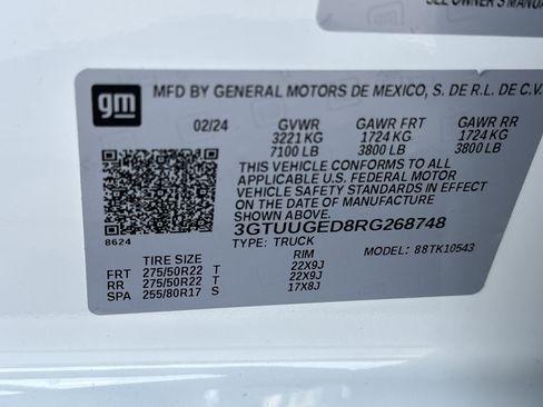 Used 2024 GMC Sierra 1500 Denali w/ Denali Reserve Package AWD/4WD image 28
