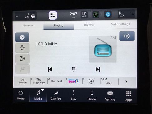 Used 2024 RAM 1500 Laramie image 28