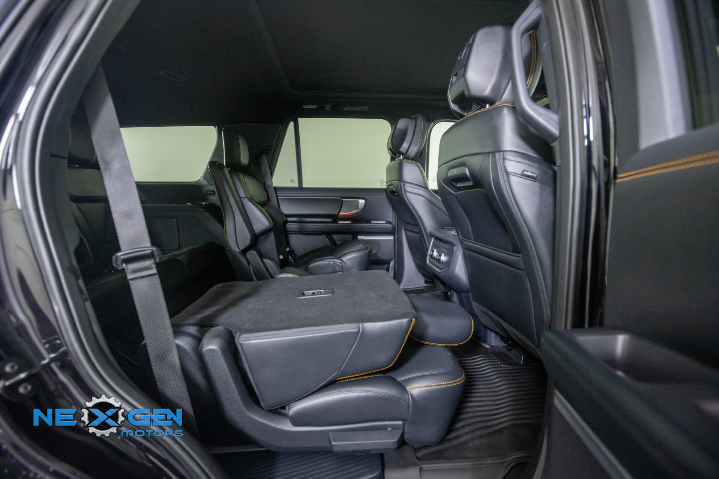 Used 2026 Ford Expedition Tremor AWD/4WD image 43