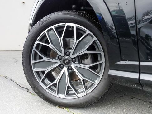 Used 2025 Audi Q5 Premium Plus w/ Premium Plus image 34