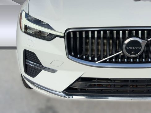 Certified 2023 Volvo XC60 B5 Plus w/ Climate Package image 28