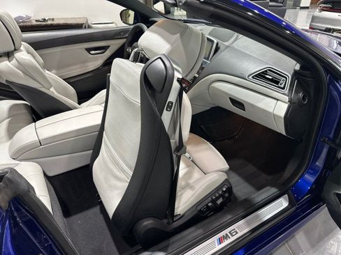 Used 2012 BMW M6 Convertible RWD image 60
