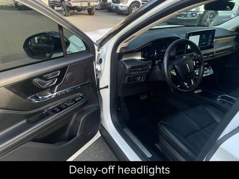 Certified 2023 Lincoln Corsair Reserve w/ Equipment Group 201A image 22