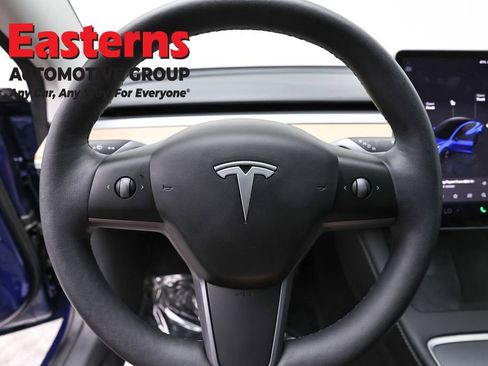 Used 2023 Tesla Model 3 Standard Range RWD image 10
